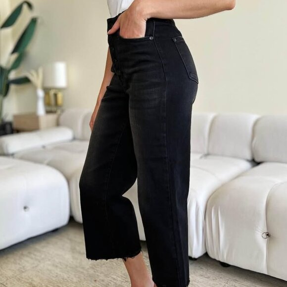 Judy Blue NWT Women’s Mid-Rise Destroyed Hem Distressed Jeans (Size 3/26) - Picture 5 of 10